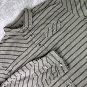 Howler Brothers Men's Harkers Flannel Shirt Size XXL in Striped Hunter Green
